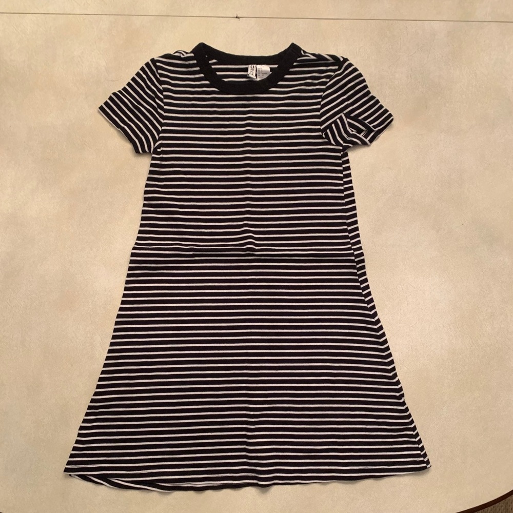 H&M Dress - Picture 2 of 3